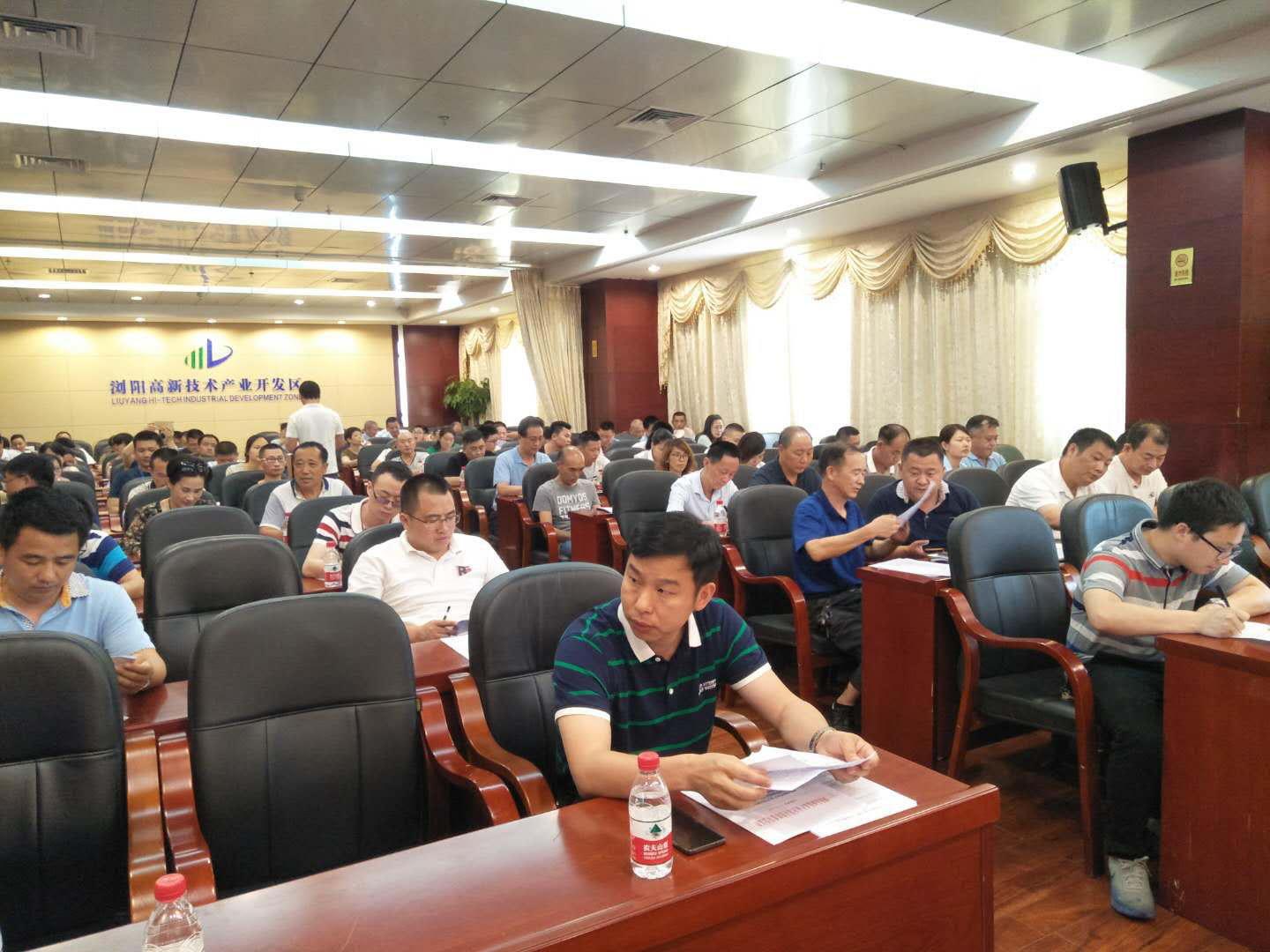 长沙市环境科学学会秘书长出席浏阳洞阳镇与高新区宣讲“同呼吸、共命运，坚决打赢蓝天保卫战”
